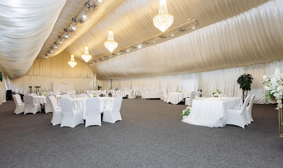 Фото №2 зала Банкетный шатер "Сияние"