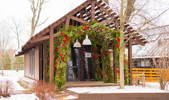 Фото №2 зала Беседка малая