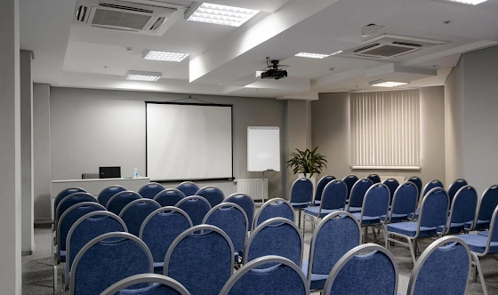 Фото №8 зала Конференц-зал «Июль»