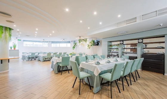 Фото №2 зала Ресторан