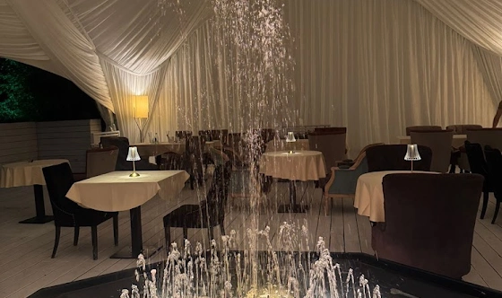 Фото №4 зала Открытый шатер у бассейна