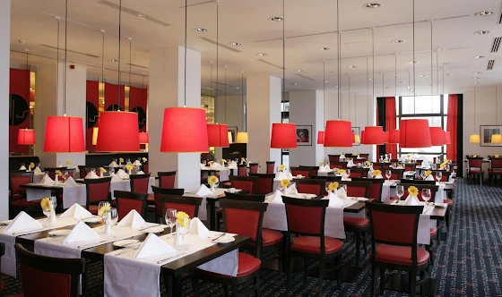 Фото №4 зала Ресторан Sunlight