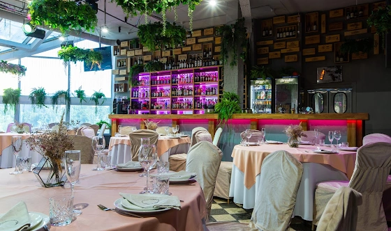 Фото №2 зала Ресторан