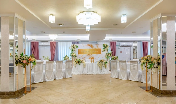 Фото №1 зала Зал на 100 человек