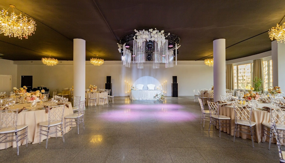 Фото №19 зала Основной зал