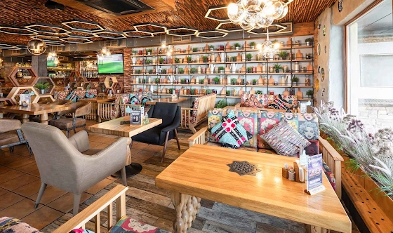 Фото №2 зала Зал ресторана 