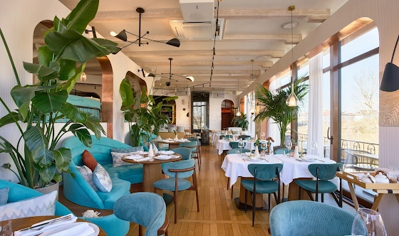 Фото №12 зала Нижняя палуба