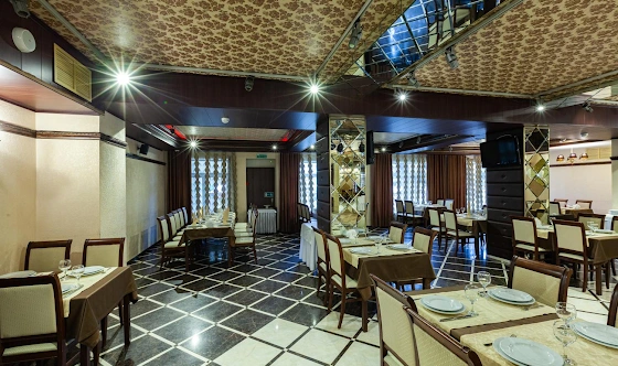 Фото №5 зала Основной зал ресторана 