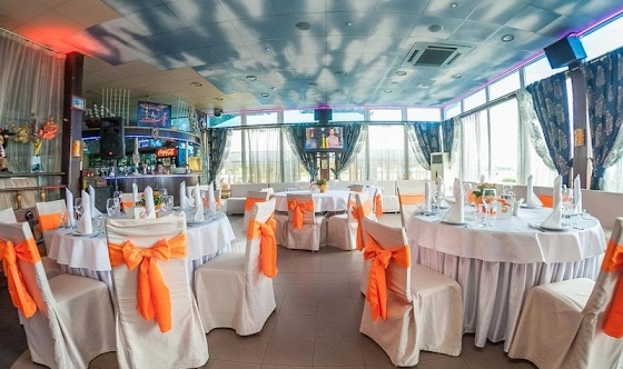 Фото №3 зала Летняя крытая терраса