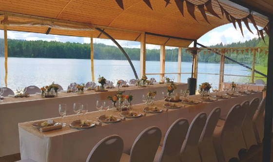 Фото №2 зала Беседка на воде