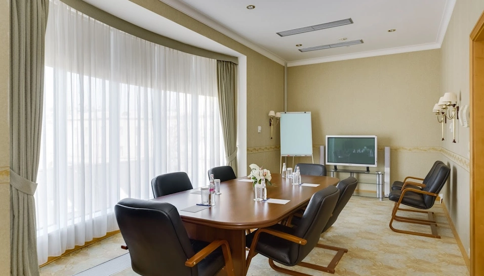 Фото №1 зала Зал «Лефорт»