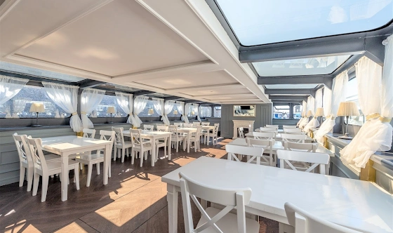 Фото №1 зала Палуба