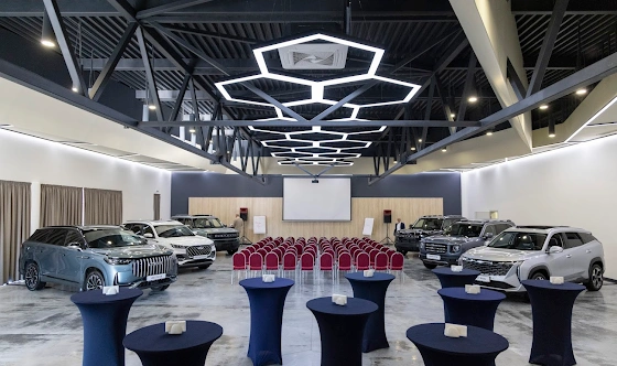 Фото №4 зала Salon