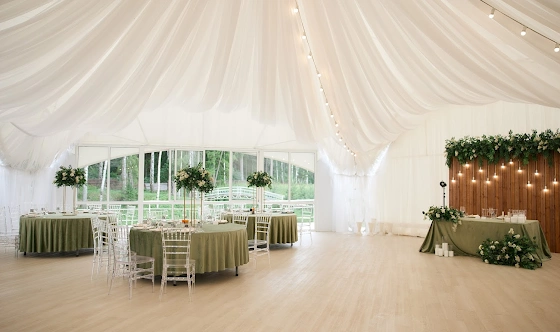 Фото №1 зала Шатер «Лесные озёра»