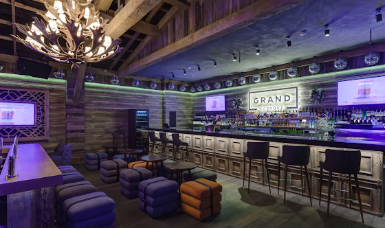 Фото №1 зала Караоке шале