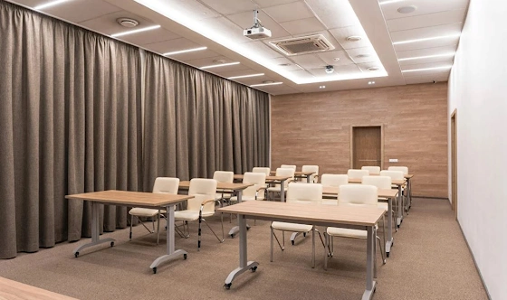 Фото №2 зала Переговорная комната