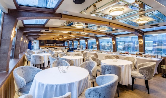 Фото №3 зала Палуба 