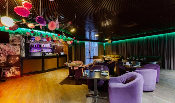 Фото №18 зала Караоке-клуб