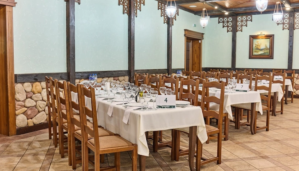 Фото №15 зала Зал «Застольная»