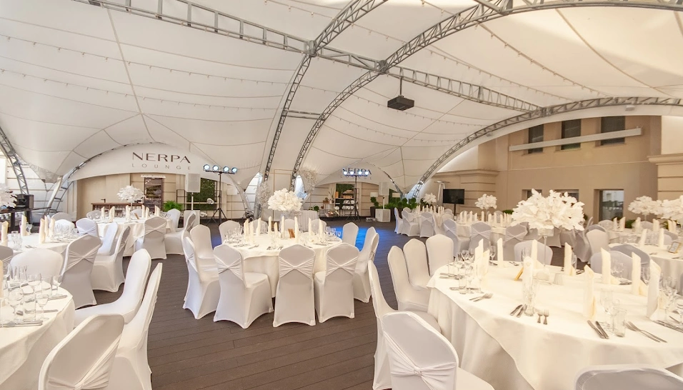 Фото №20 зала Летняя  терраса ресторана Галерея