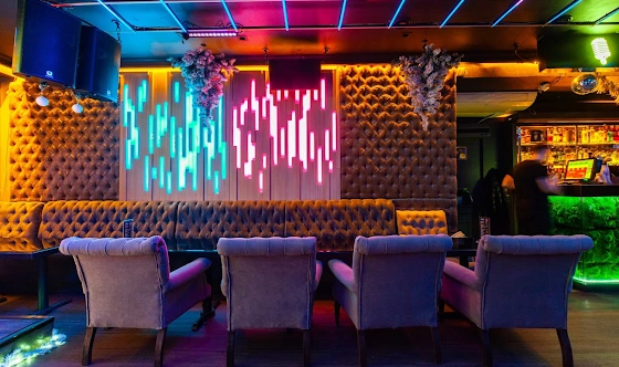 Фото №11 зала Караоке- клуб