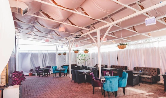 Фото №2 зала Летняя веранда