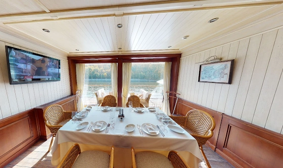 Фото №2 зала VIP-комната «Ласточка» №2