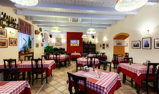 Фото №12 зала Зал ресторана