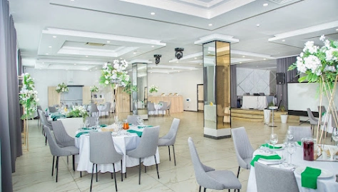 Фото №1 зала Ресторан «Амакс»