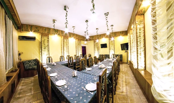 Фото №4 зала Зал «Сады Семирамиды»