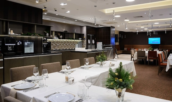 Фото №4 зала Ресторан "Garden Grill"