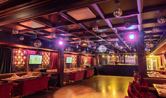 Фото №2 зала Караоке-бар