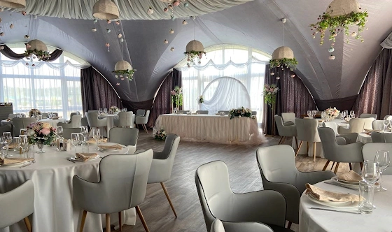 Фото №4 зала Банкетный зал «На озере»