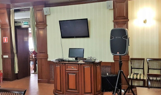 Фото №3 зала Караоке-зал