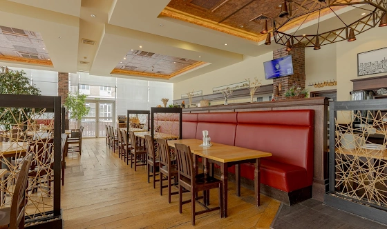 Фото №16 зала Ресторан "Brauplatz"