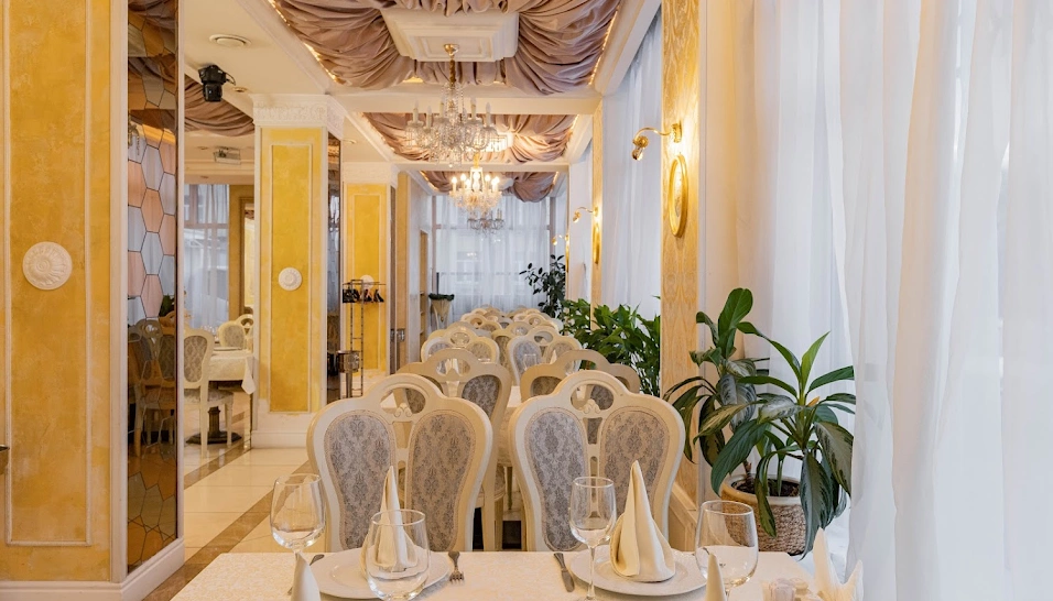 Фото №2 зала Банкетный зал «Королевский»