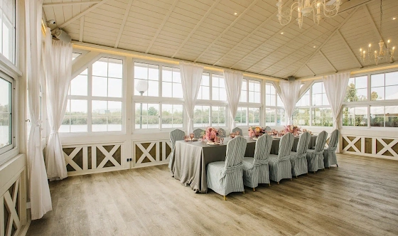 Фото №1 зала Стеклянная беседка