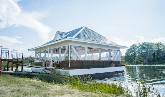 Фото №1 зала Зал на воде