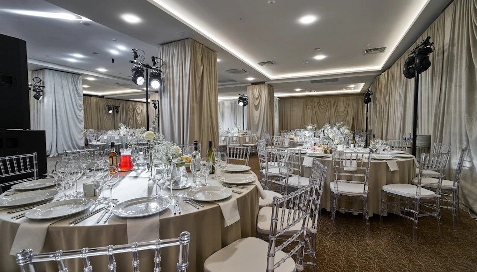 Фото №10 зала Зал «Губернаторский»