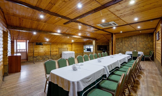 Фото №6 зала Деревянный зал