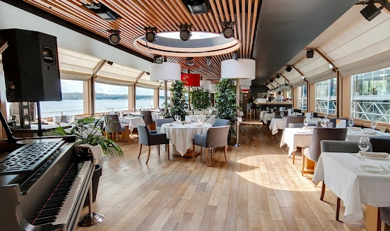 Фото №2 зала Застекленная палуба 