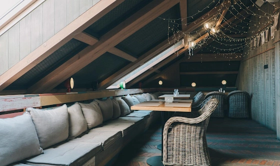 Фото №4 зала Мансарда