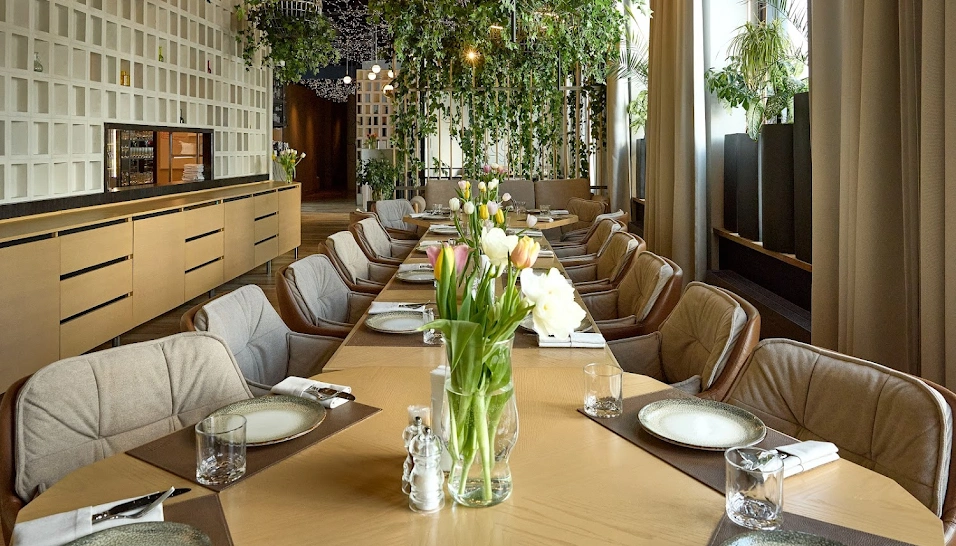 Фото №6 зала Ресторан «Корова A More»