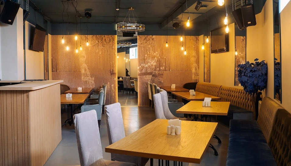 Фото №3 зала Караоке-зал