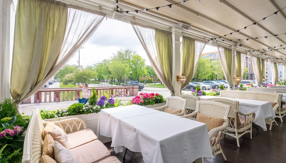 Фото №1 зала Летняя терраса 