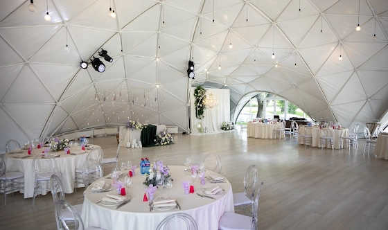 Фото №1 зала Шатер в яблоневом саду