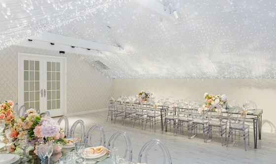 Фото №4 зала Банкетный зал "Аристократ"