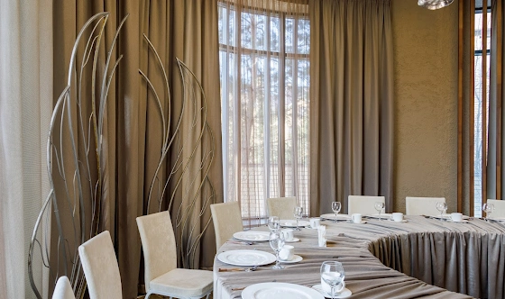 Фото №6 зала Банкетный зал на 1 этаже с вип-комнатой