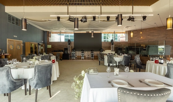 Фото №2 зала Зал «Кают компания»