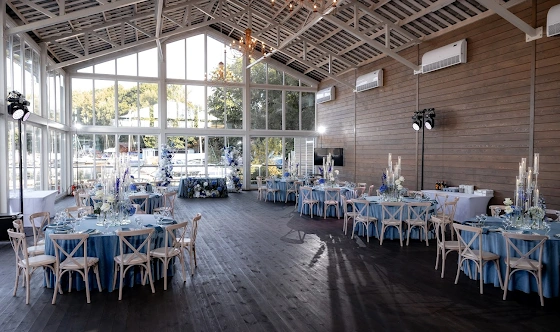 Фото №1 зала Стеклянная веранда